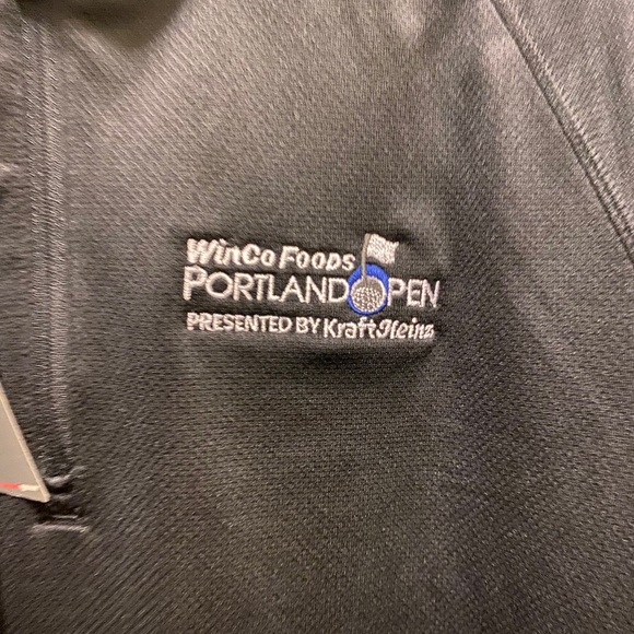 UA 3/4 zip. Ladies XXL fitted jacket - Picture 3 of 4